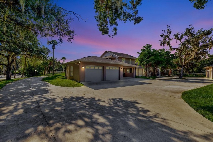 OWNER IS MOTIVATED AND ENTERTAINING ALL OFFERS! Myakka Valley - Beach Home for sale in Sarasota, Florida on Beachhouse.com