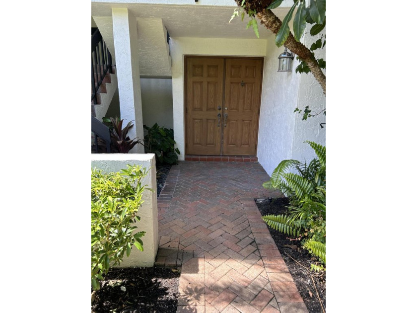 DONT MISS THIS OPPORTUNITY TO PURCHASE A  FIRST FLOOR 3 BED 2.1 - Beach Condo for sale in Boca Raton, Florida on Beachhouse.com