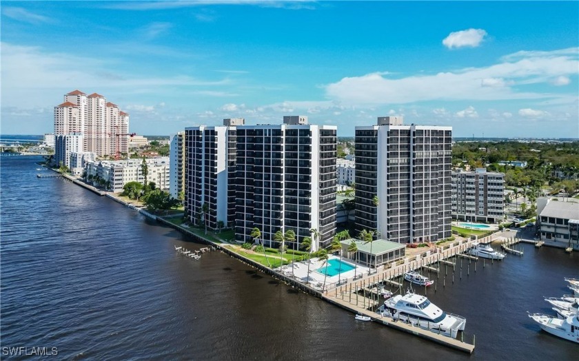 Incredible views from this 9th floor end condo home overlooking - Beach Condo for sale in Fort Myers, Florida on Beachhouse.com