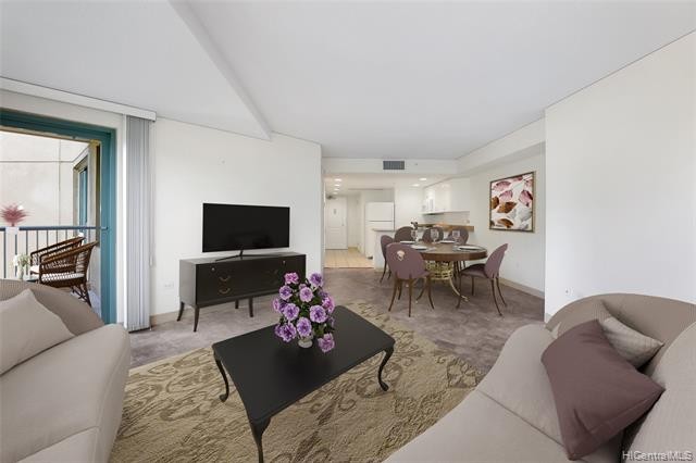 DINING ROOM AND AMENITIES NOW OPEN TO RESIDENTS! WELCOME BACK - Beach Condo for sale in Honolulu, Hawaii on Beachhouse.com