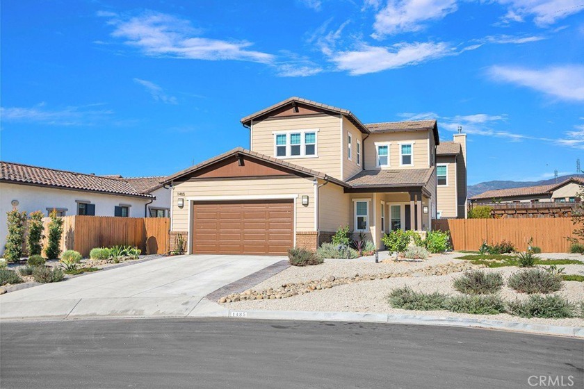 This is a two-story contemporary/ranch style home. It is located - Beach Home for sale in Santa Paula, California on Beachhouse.com