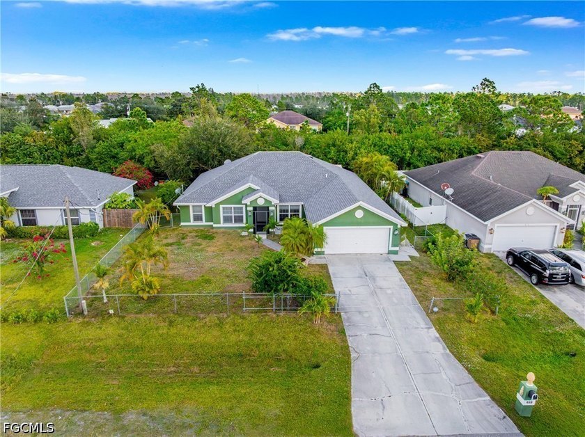 PRICE IMPROVEMENT| NEW PRICE $319,900| ONE OF THE LARGEST HOMES - Beach Home for sale in Lehigh Acres, Florida on Beachhouse.com