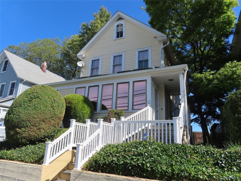 LOCATION, LOCATION, LOCATION !! High Visibility, High Traffic - Beach Commercial for sale in Port Washington, New York on Beachhouse.com