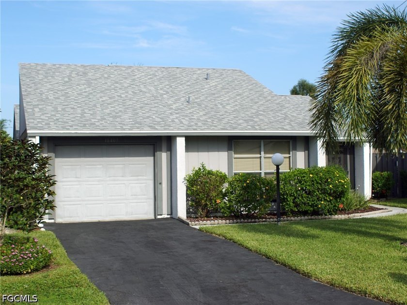 THE RETIREMENT YOU'VE DREAMED OF Imagine spending your golden - Beach Home for sale in Lehigh Acres, Florida on Beachhouse.com