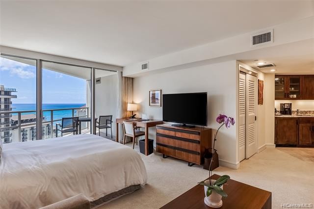 Enjoy the 5-star premium Hotel living in paradise at Trump Tower - Beach Condo for sale in Honolulu, Hawaii on Beachhouse.com