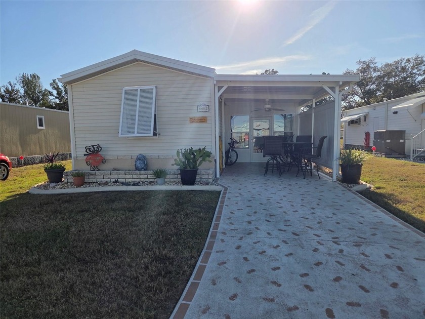 Beautifully maintained and updated manufactured home featuring a - Beach Home for sale in North Port, Florida on Beachhouse.com