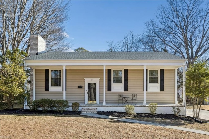 Come see this beautifully maintained 3-bed, 2-bath home in Shore - Beach Home for sale in Newport News, Virginia on Beachhouse.com