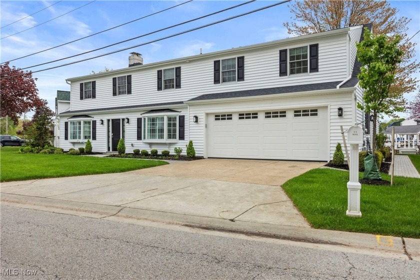 Don't miss the boat on this Fabulous Lagoons home! Step out to - Beach Home for sale in Vermilion, Ohio on Beachhouse.com