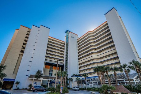 This is a beautiful 2-bedroom/2-bathroom condo perched on the - Beach Condo for sale in Myrtle Beach, South Carolina on Beachhouse.com