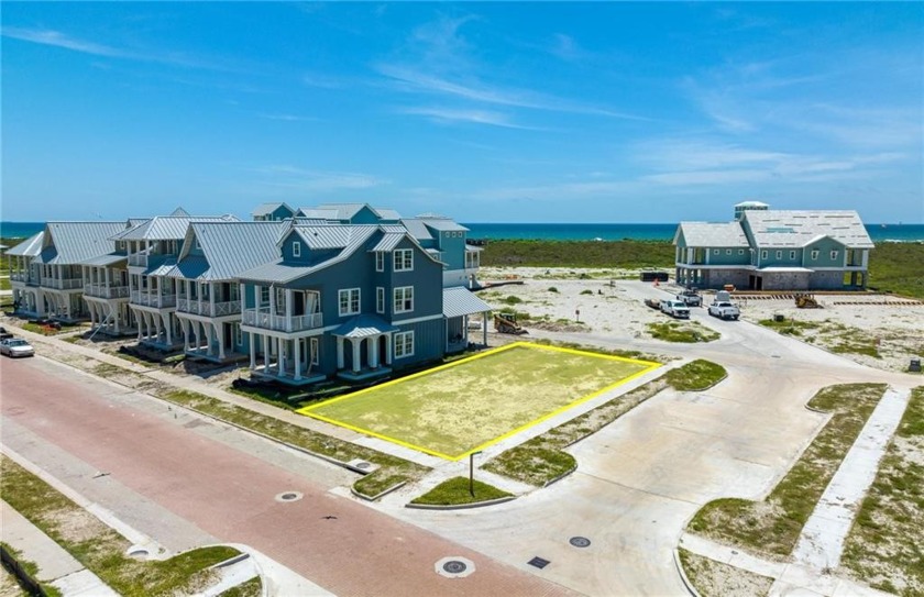 The 230 Sunrise Avenue homesite is centrally located to all the - Beach Lot for sale in Port Aransas, Texas on Beachhouse.com