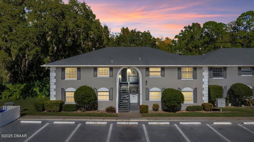 TURN-KEY PROPERTY! MOVE RIGHT IN! Discover easy living in this - Beach Condo for sale in Ormond Beach, Florida on Beachhouse.com