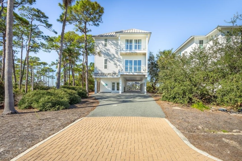 The best of both worlds, secluded gulf beaches and the bay! This - Beach Home for sale in St. George Island, Florida on Beachhouse.com