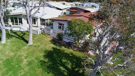 Wonderful 2 bedroom, 2 bath beach home sits on a unique corner - Beach Home for sale in Carlsbad, California on Beachhouse.com