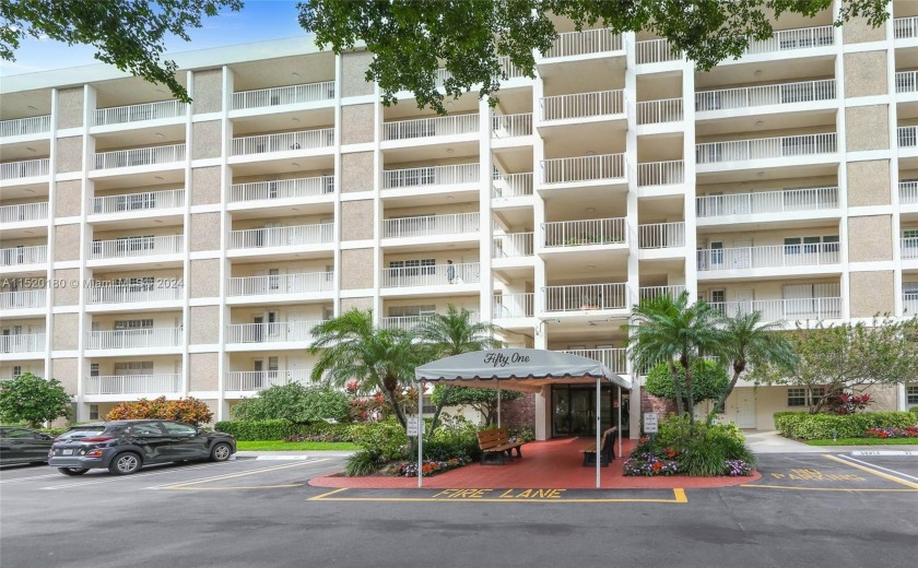 PRICE ADJUSTMENT! Seller motivated! Welcome to your 2-bedroom - Beach Condo for sale in Pompano Beach, Florida on Beachhouse.com
