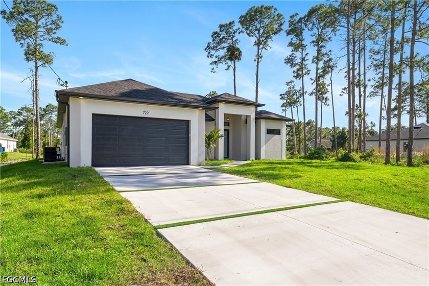 Modern Luxury Living -total 2,510 sqft of Stunning New - Beach Home for sale in Lehigh Acres, Florida on Beachhouse.com