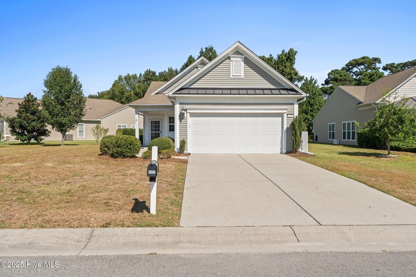 Motivated seller! This entire home has just been painted and - Beach Home for sale in Southport, North Carolina on Beachhouse.com