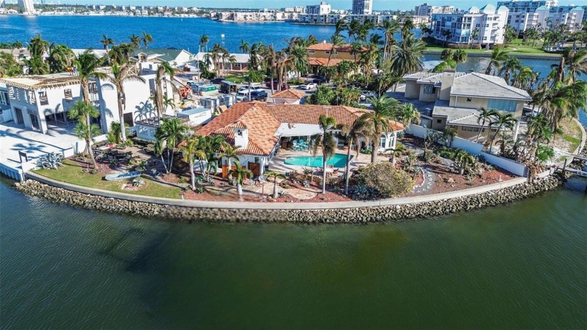 This lot has 195 feet of Waterfront!!!!

Welcome to this - Beach Home for sale in St. Petersburg, Florida on Beachhouse.com