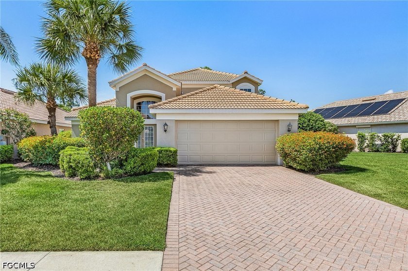 Welcome to 9044 Shadow Glen Way, where Southwest Florida country - Beach Home for sale in Fort Myers, Florida on Beachhouse.com