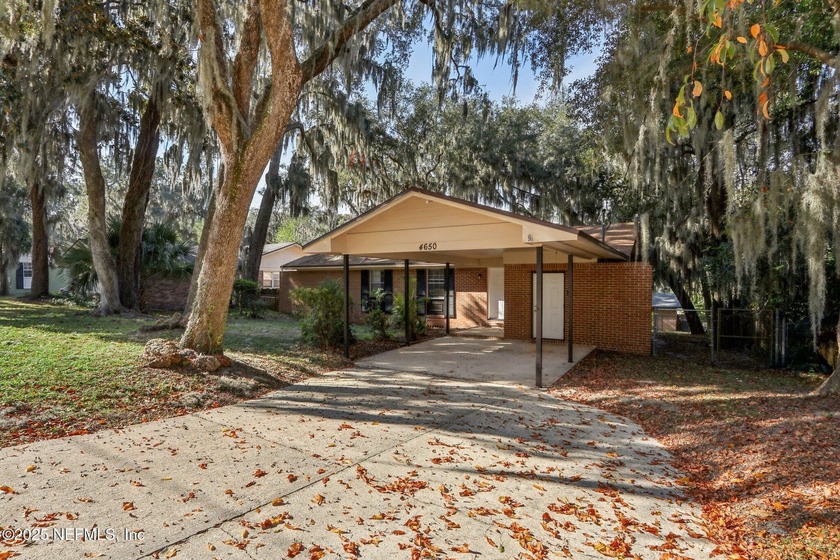 Welcome to 4650 Bluff Ave in Jacksonville! This 3 bed, 2 bath - Beach Home for sale in Jacksonville, Florida on Beachhouse.com