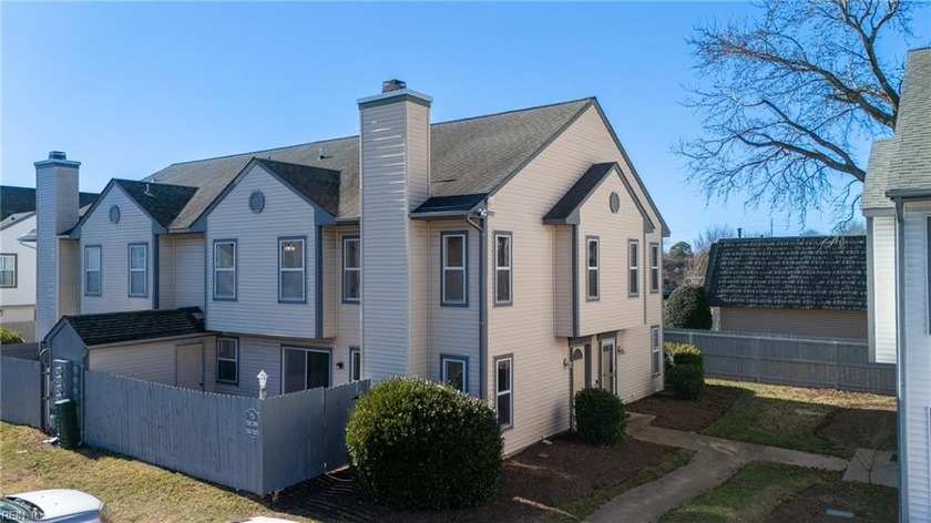 Welcome to 737 Gemstone Court in Diamond Springs -- a - Beach Condo for sale in Virginia Beach, Virginia on Beachhouse.com