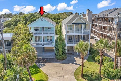 Dad's Legacy is a very spacious 5BR/4.5BA second row beach home - Beach Home for sale in Surfside Beach, South Carolina on Beachhouse.com