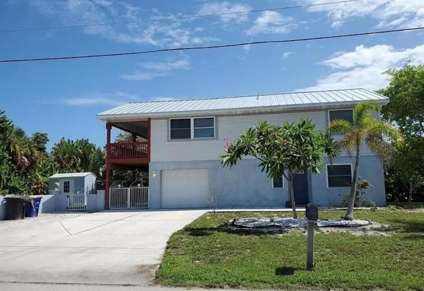 Just two blocks from the Atlantic Ocean. These three bedrooms - Beach Home for sale in Fort Pierce, Florida on Beachhouse.com