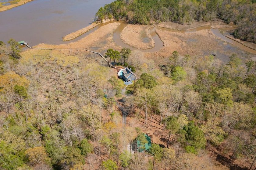 Completely updated from 2022-2026, this turnkey home on 27.58 - Beach Home for sale in West Point, Virginia on Beachhouse.com