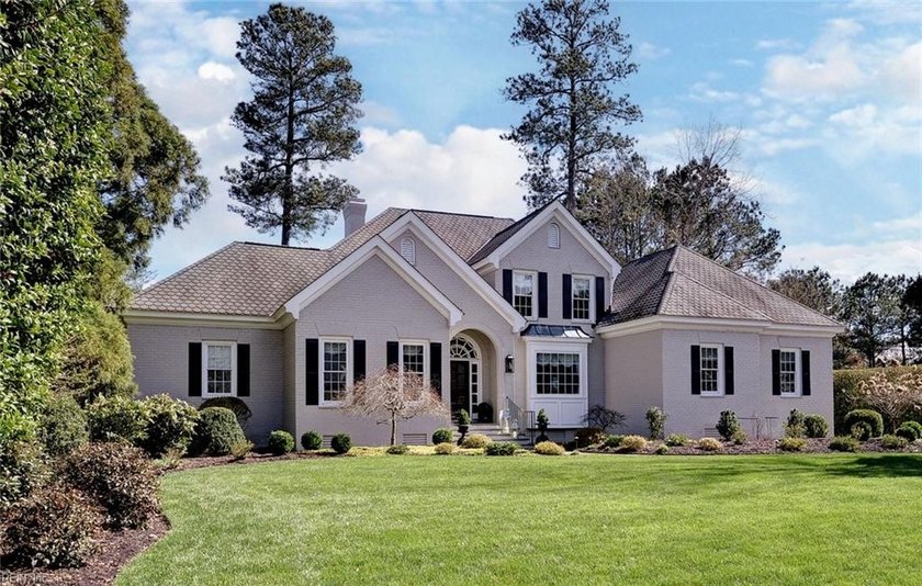 Discover an exceptional home that seamlessly blends charm - Beach Home for sale in Williamsburg, Virginia on Beachhouse.com