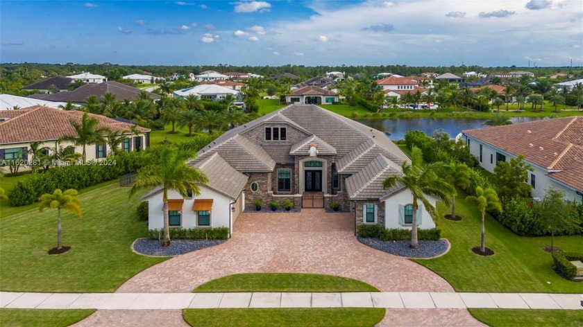 Absolutely gorgeous executive home w all the upgrades you could - Beach Home for sale in Jupiter, Florida on Beachhouse.com