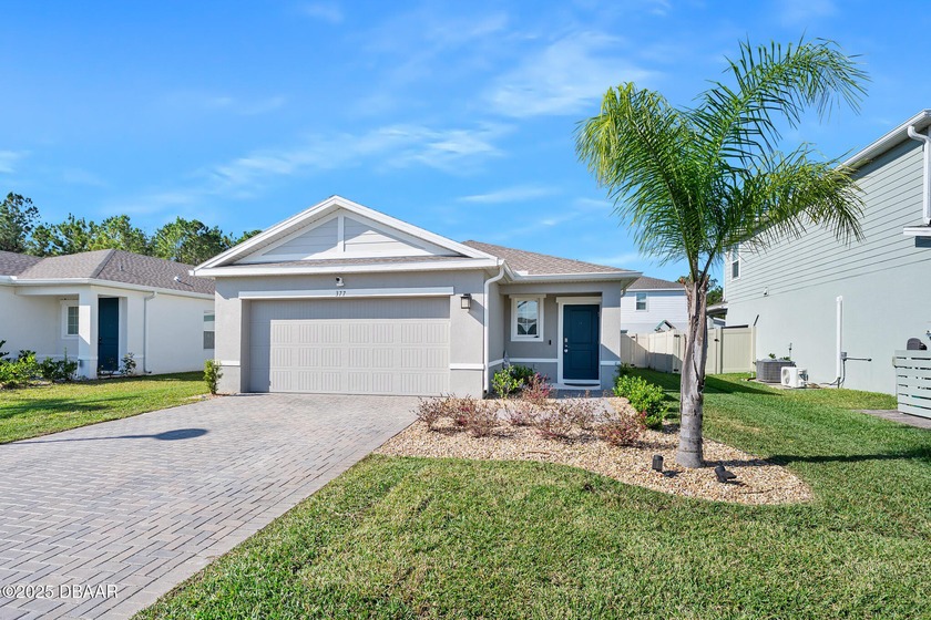 Welcome home to this beautifully maintained 3 bedroom, 2 bath - Beach Home for sale in Daytona Beach, Florida on Beachhouse.com
