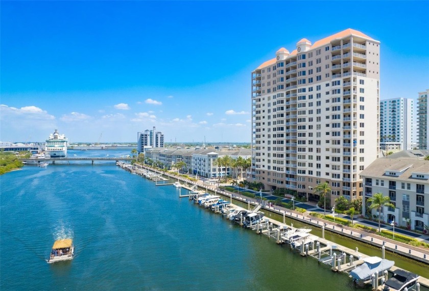 Only at the Grandview on Harbour Island will you find such a - Beach Condo for sale in Tampa, Florida on Beachhouse.com