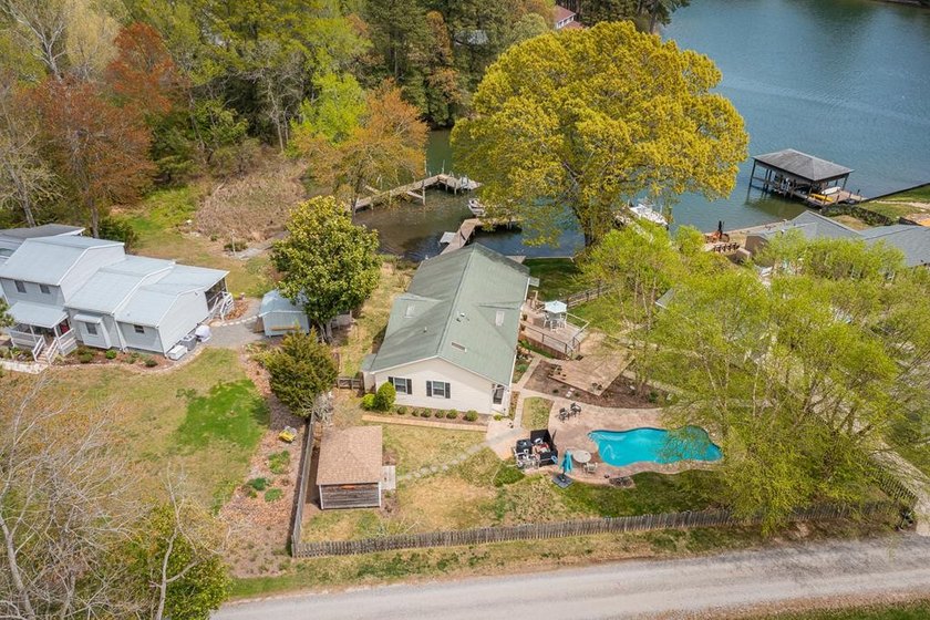 Waterfront Living on Whay's Creek with Pool, Dock & Detached - Beach Home for sale in Reedville, Virginia on Beachhouse.com