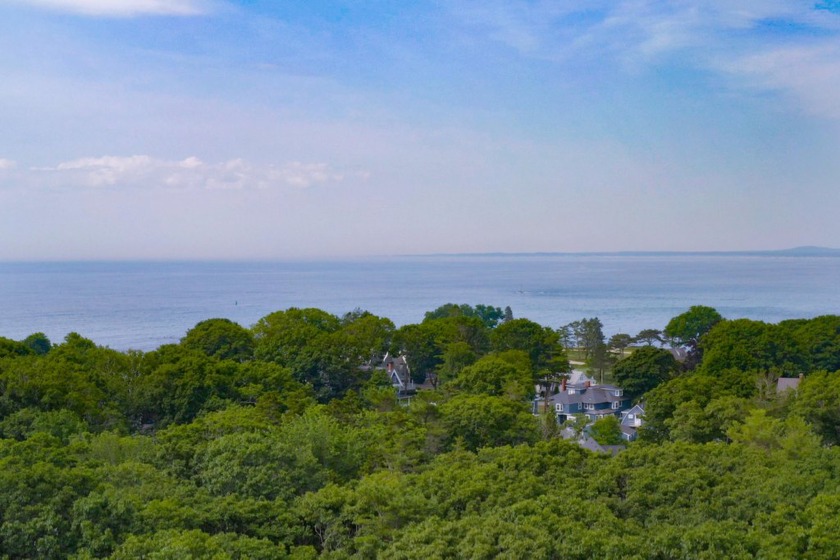 Welcome to the heart of Cape Arundel, where this estate-like - Beach Acreage for sale in Kennebunkport, Maine on Beachhouse.com