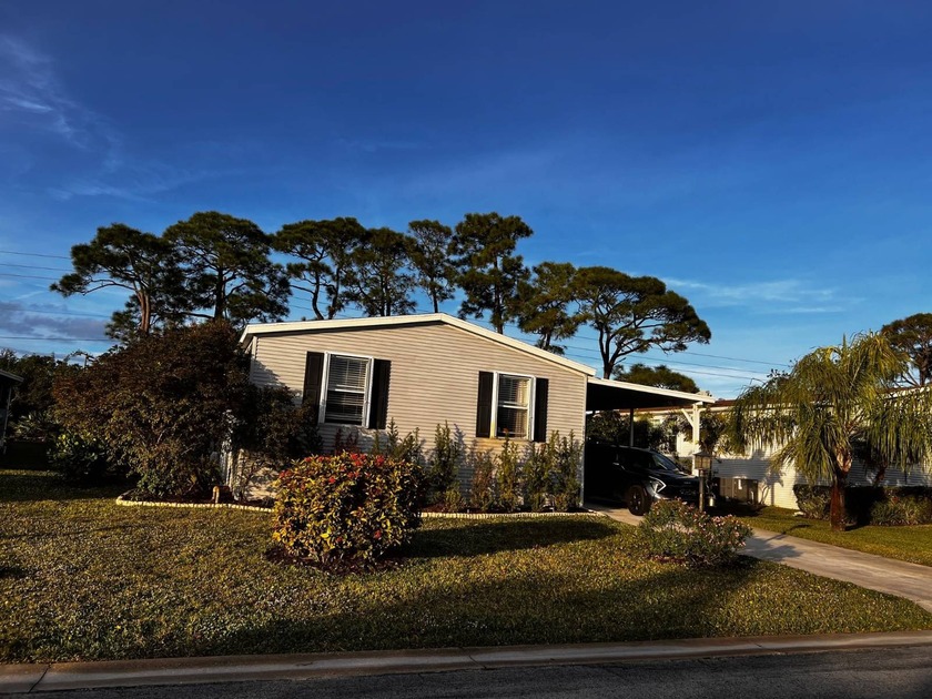 Overview - 2014 manufactured home, 3 beds, 2 baths, 1,344 sq ft - Beach Home for sale in Sebastian, Florida on Beachhouse.com