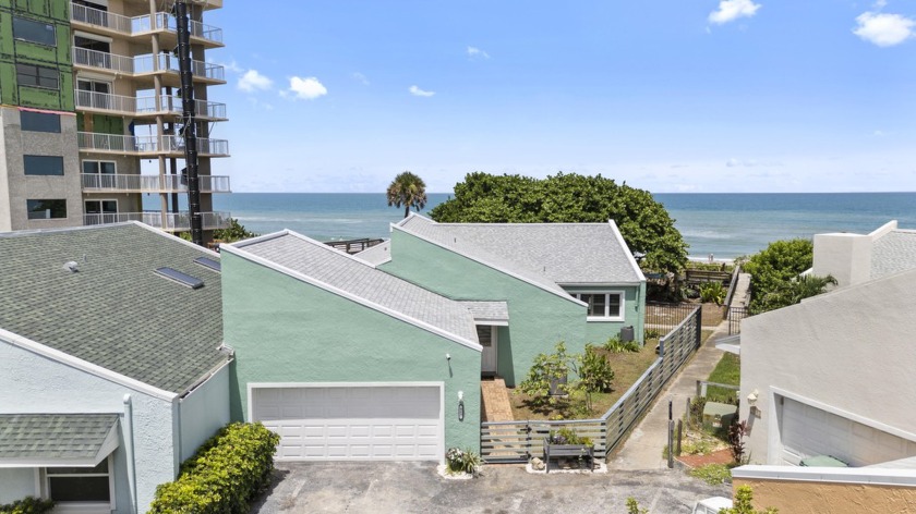 Prepare to be blown away by this gorgeous oceanfront townhouse! - Beach Townhome/Townhouse for sale in Indialantic, Florida on Beachhouse.com