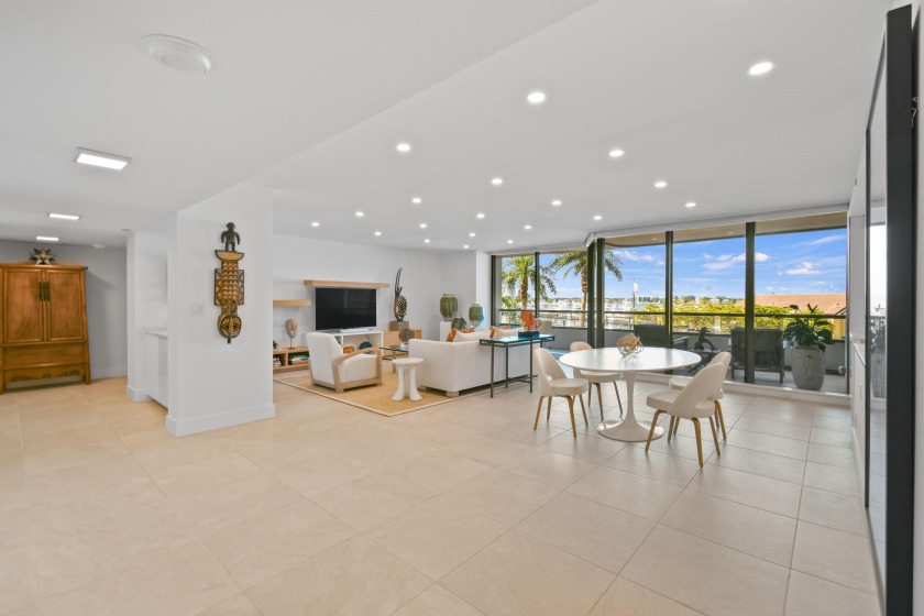 Indulge in the luxury of this impeccably renovated 2-bedroom - Beach Condo for sale in North Palm Beach, Florida on Beachhouse.com