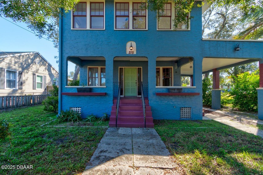 LOCATION!! Look at this pre-war era home parked right on a - Beach Home for sale in Holly Hill, Florida on Beachhouse.com