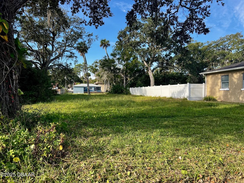 Beautiful cleared lot in the heart of Daytona Beach, just - Beach Lot for sale in Daytona Beach, Florida on Beachhouse.com
