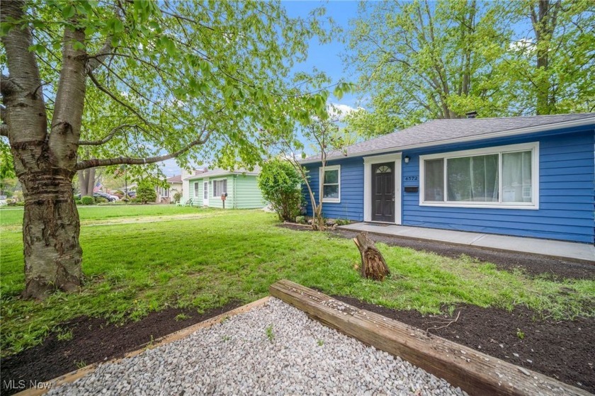 ****BIDDING PLATFORM**** Mere footsteps from our beautiful Lake - Beach Home for sale in Mentor, Ohio on Beachhouse.com