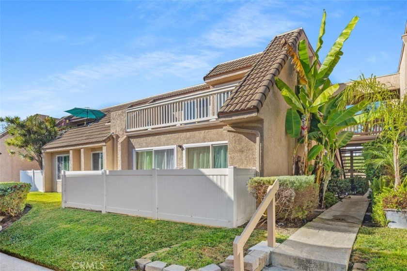 Welcome to Shorecliff Villas, where you will find San Clemente's - Beach Condo for sale in San Clemente, California on Beachhouse.com