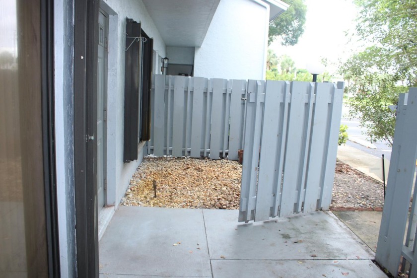 Nice corner first floor unit in a very tranquil neighborhood, 2 - Beach Condo for sale in Delray Beach, Florida on Beachhouse.com