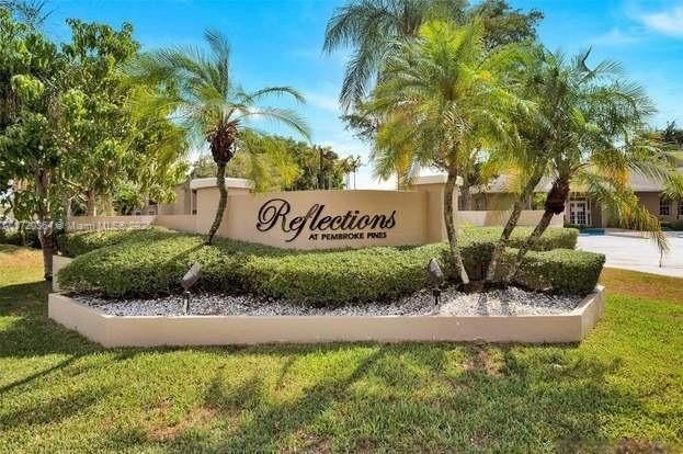 WELCOME TO REFLECTIONS in PEMBROKE PINES! This SPACIOUS 3/2 - Beach Condo for sale in Pembroke Pines, Florida on Beachhouse.com