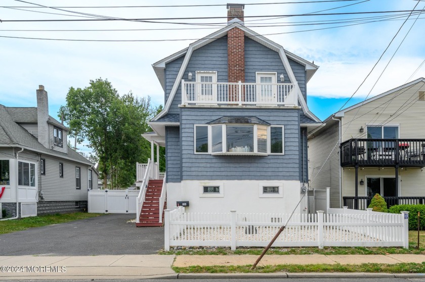 Location, location! Look no further than this lovely 3 Bed 2.5 - Beach Home for sale in Belmar, New Jersey on Beachhouse.com