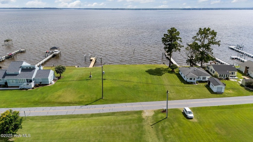 Rare Waterfront Gem on the Pamlico River awaits you! This - Beach Lot for sale in Bath, North Carolina on Beachhouse.com