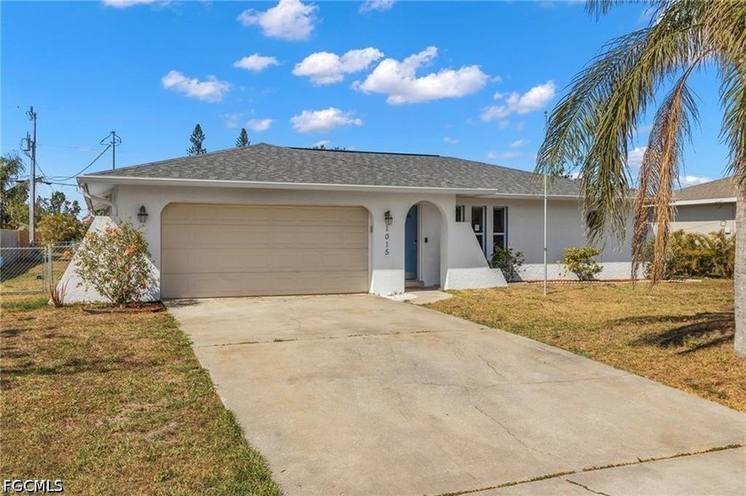 Great opportunity to buy the perfect home in the best - Beach Home for sale in Cape Coral, Florida on Beachhouse.com