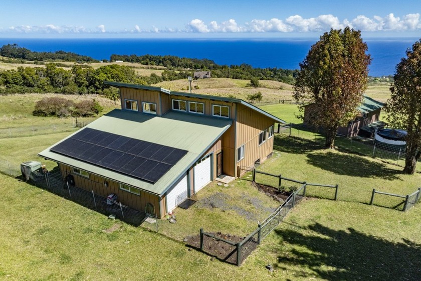 Magical Off-Grid Oasis with Ocean Views on the Hamakua - Beach Home for sale in Laupahoehoe, Hawaii on Beachhouse.com