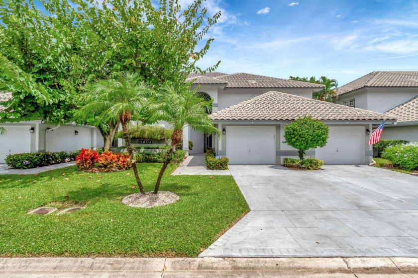 Come see these amazing golf course views that you can enjoy from - Beach Townhome/Townhouse for sale in Boynton Beach, Florida on Beachhouse.com