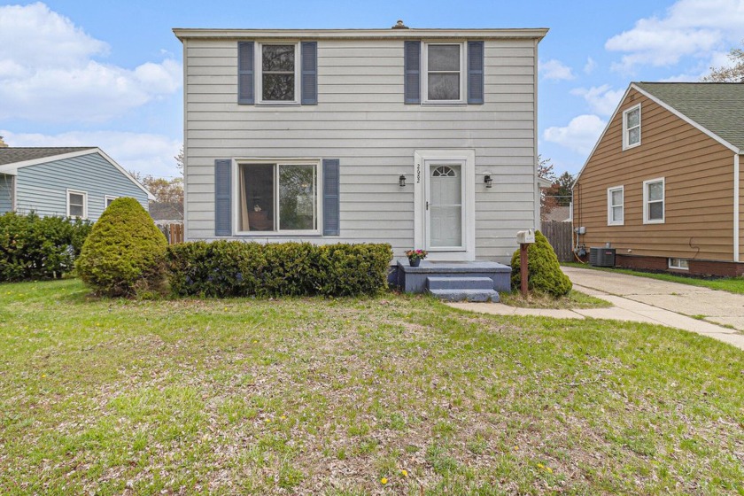 Welcome to this 3-bedroom, 2-story home in Norton Shores. This - Beach Home for sale in Norton Shores, Michigan on Beachhouse.com