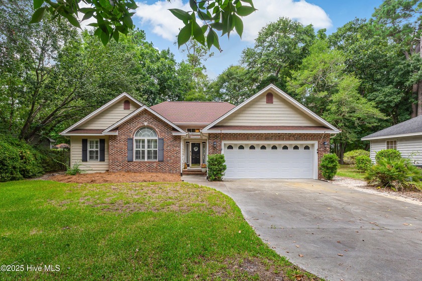 Come see this well maintained beautiful home in the desirable - Beach Home for sale in Ocean Isle Beach, North Carolina on Beachhouse.com