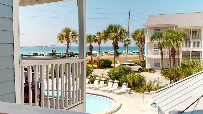 Summer Breeze 207 Charming 1 bed, 1 bath Balcony with pool and - Beach Vacation Rentals in Miramar Beach, Florida on Beachhouse.com